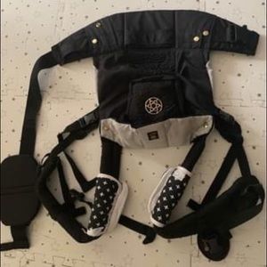 Lillebaby Complete Embossed 6-in-1 Baby Carrier